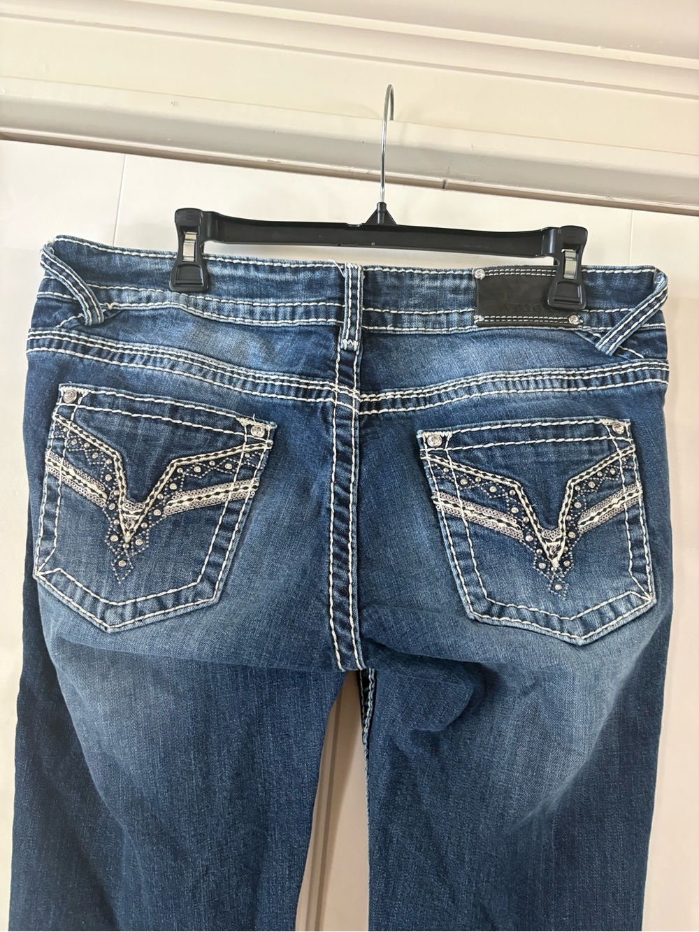 Vigoss Medium Blue Straight Leg Jeans - Picture 6 of 7